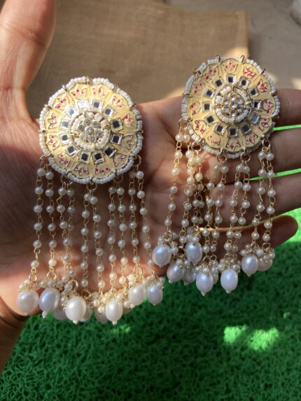 Chakri Earrings - Skin with Pearls