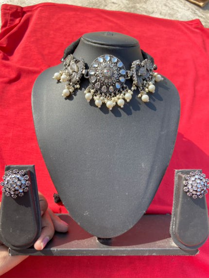 Oxidised Round Silver Stone Choker Set