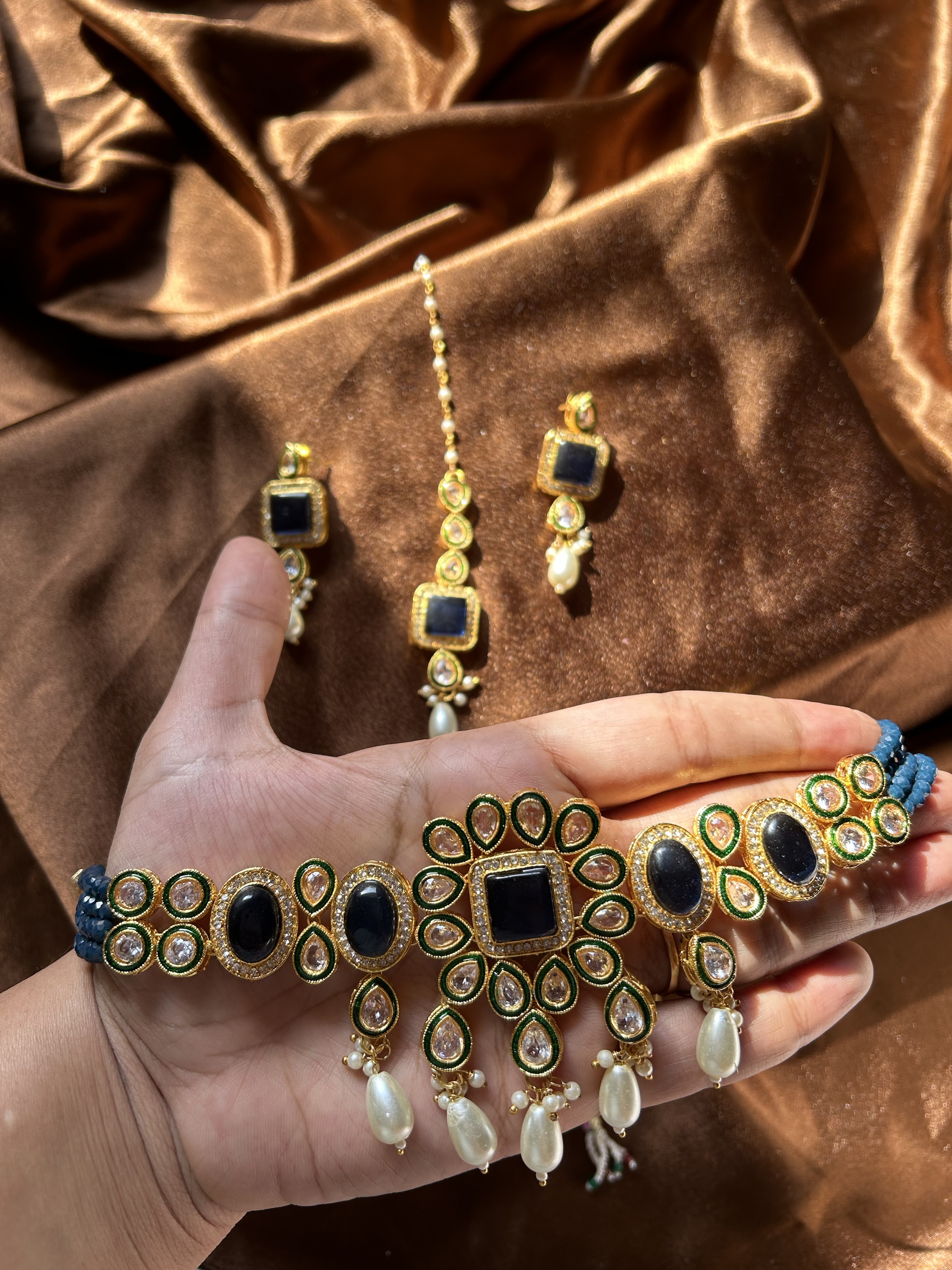 Kundan Neckset With Mangtika - Blue