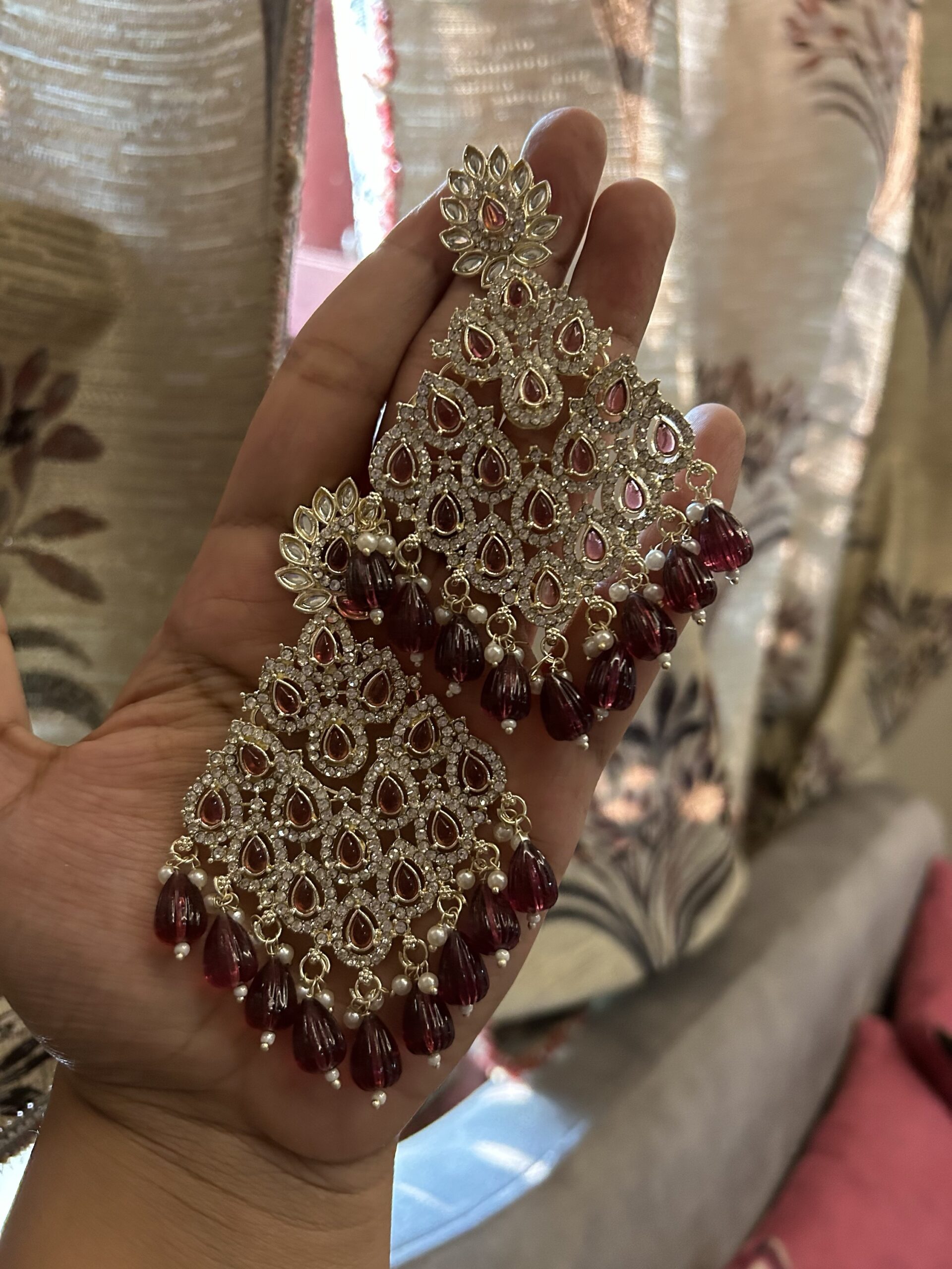Noor earrings - Maroon