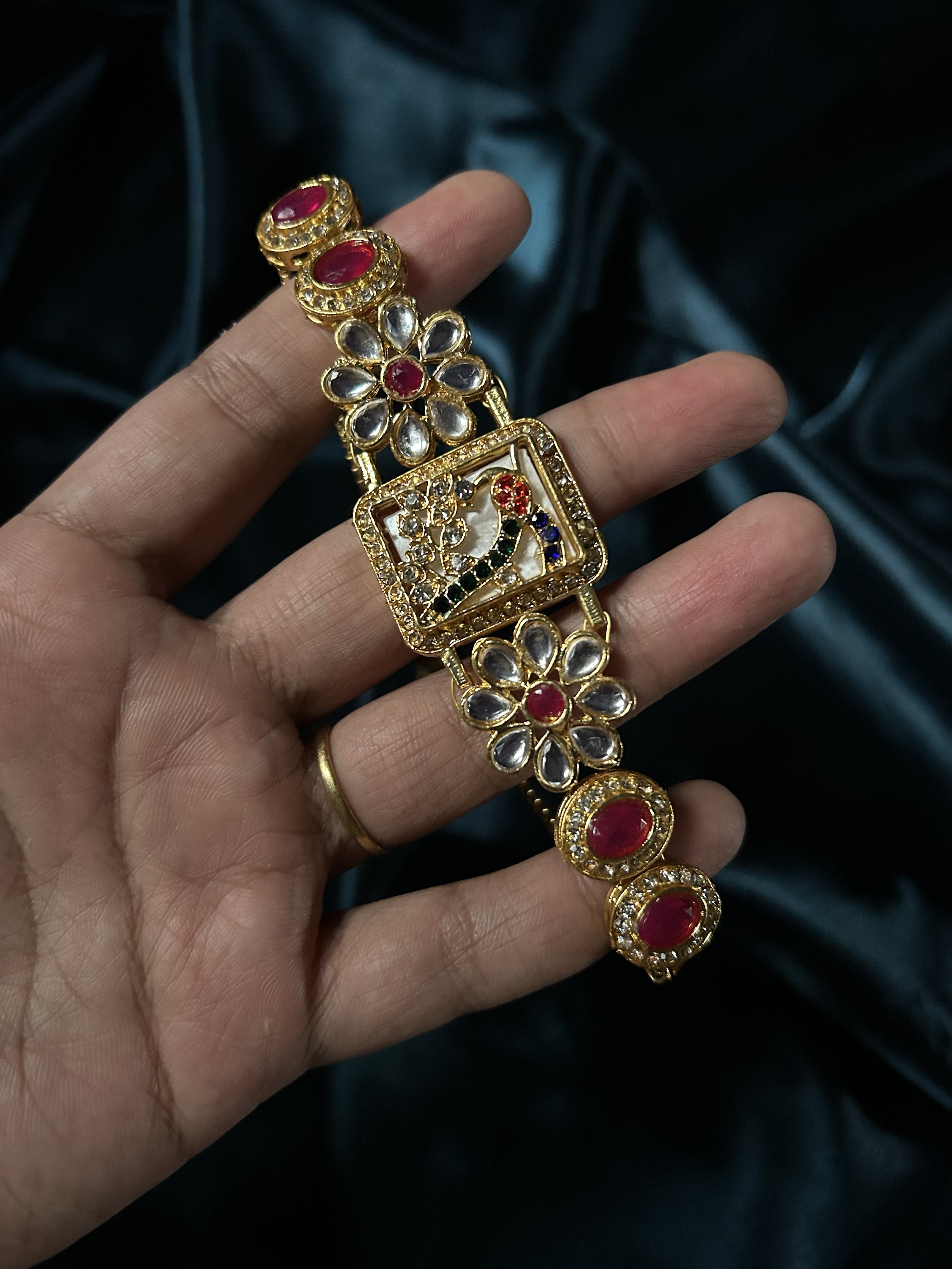 Beautiful Kundan Adjustable Bracelet - Red