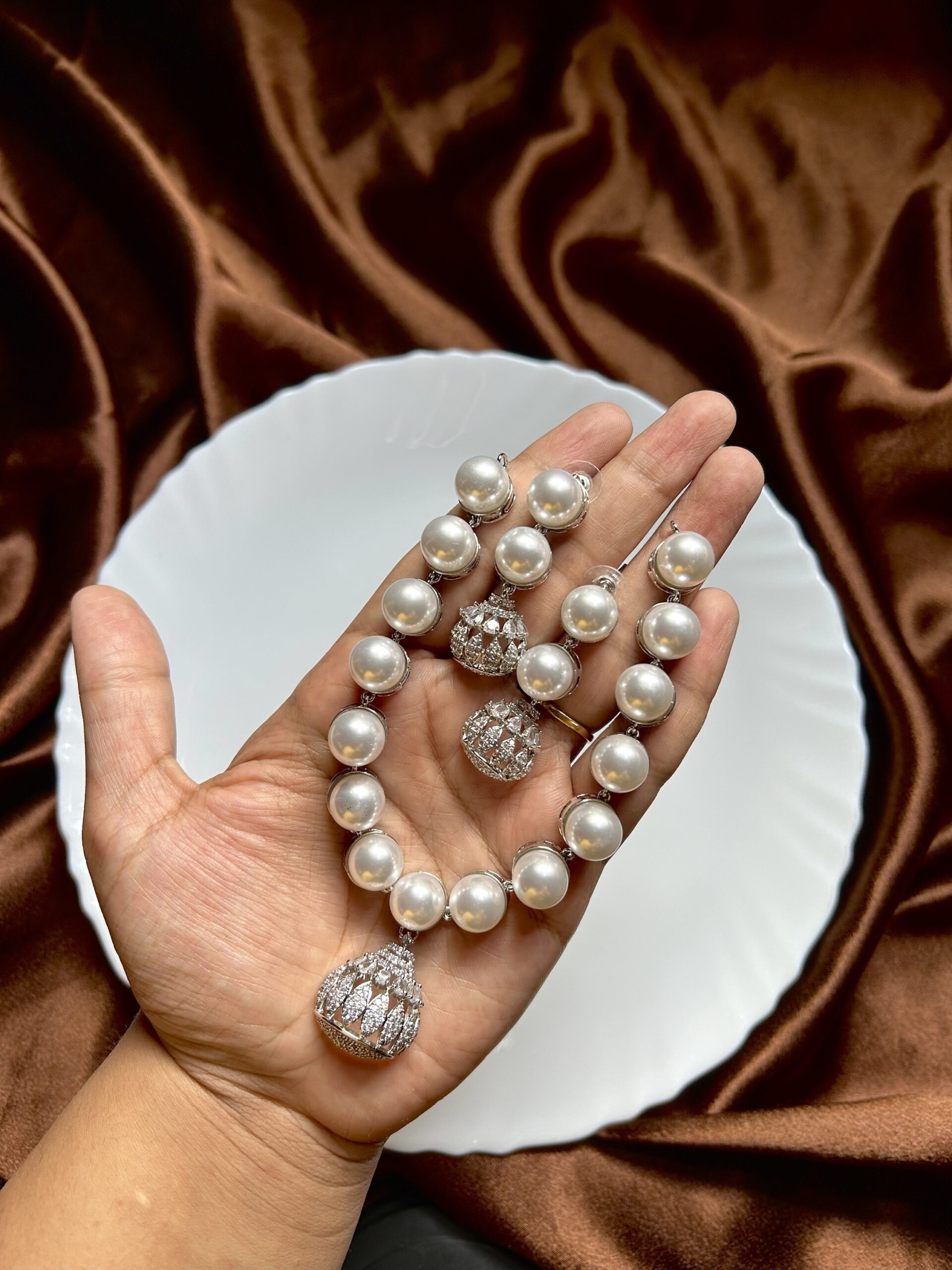 AD Sophia Pearl Necklace - Silver