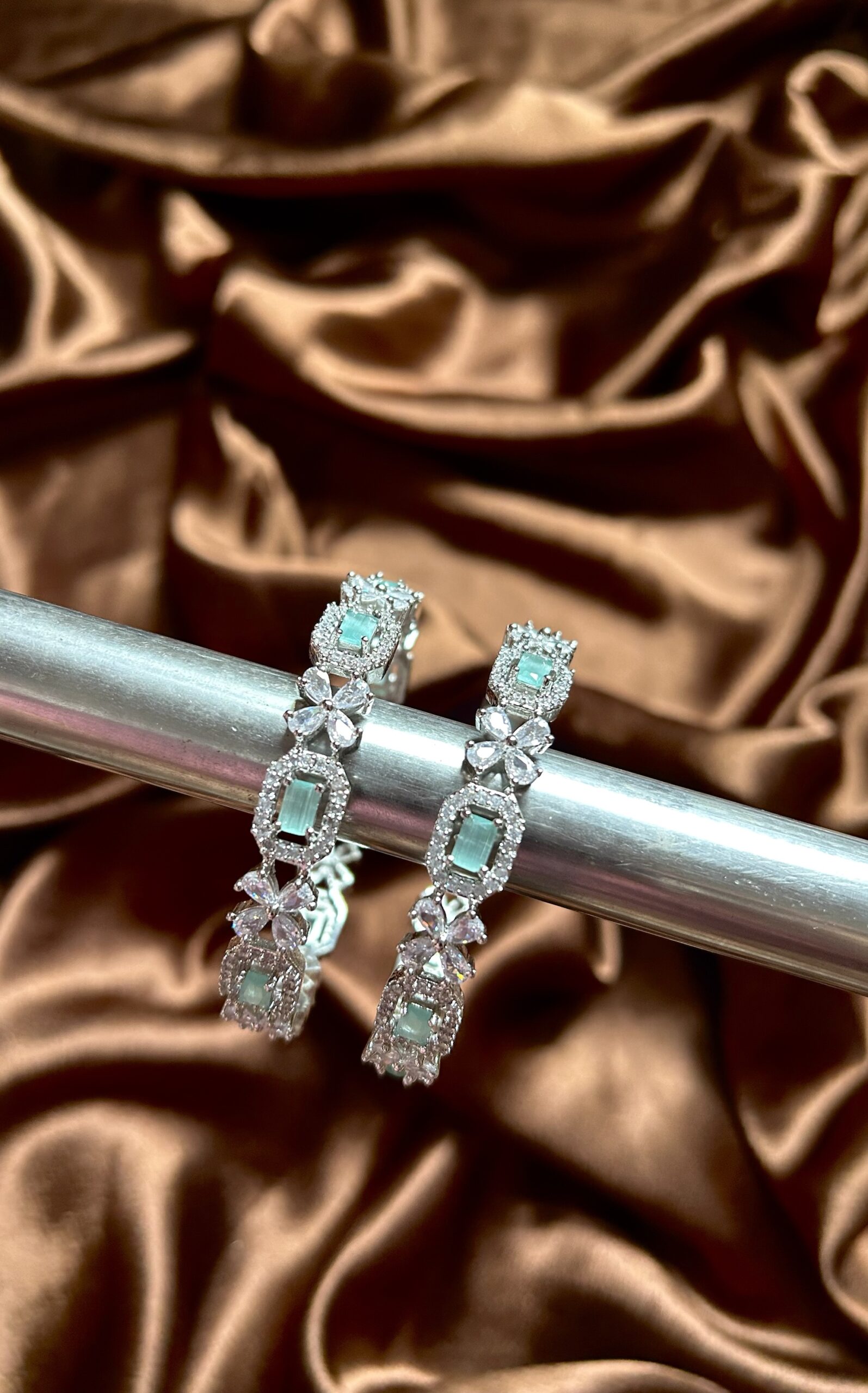 Piyu AD Banlges Set of 2 - Mint