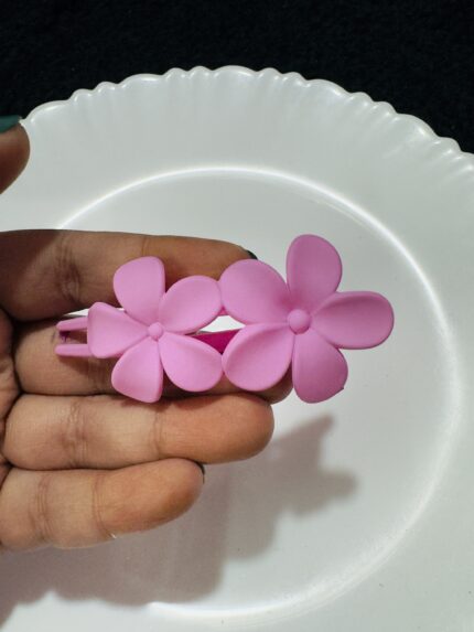 Flower Pin - Lavender