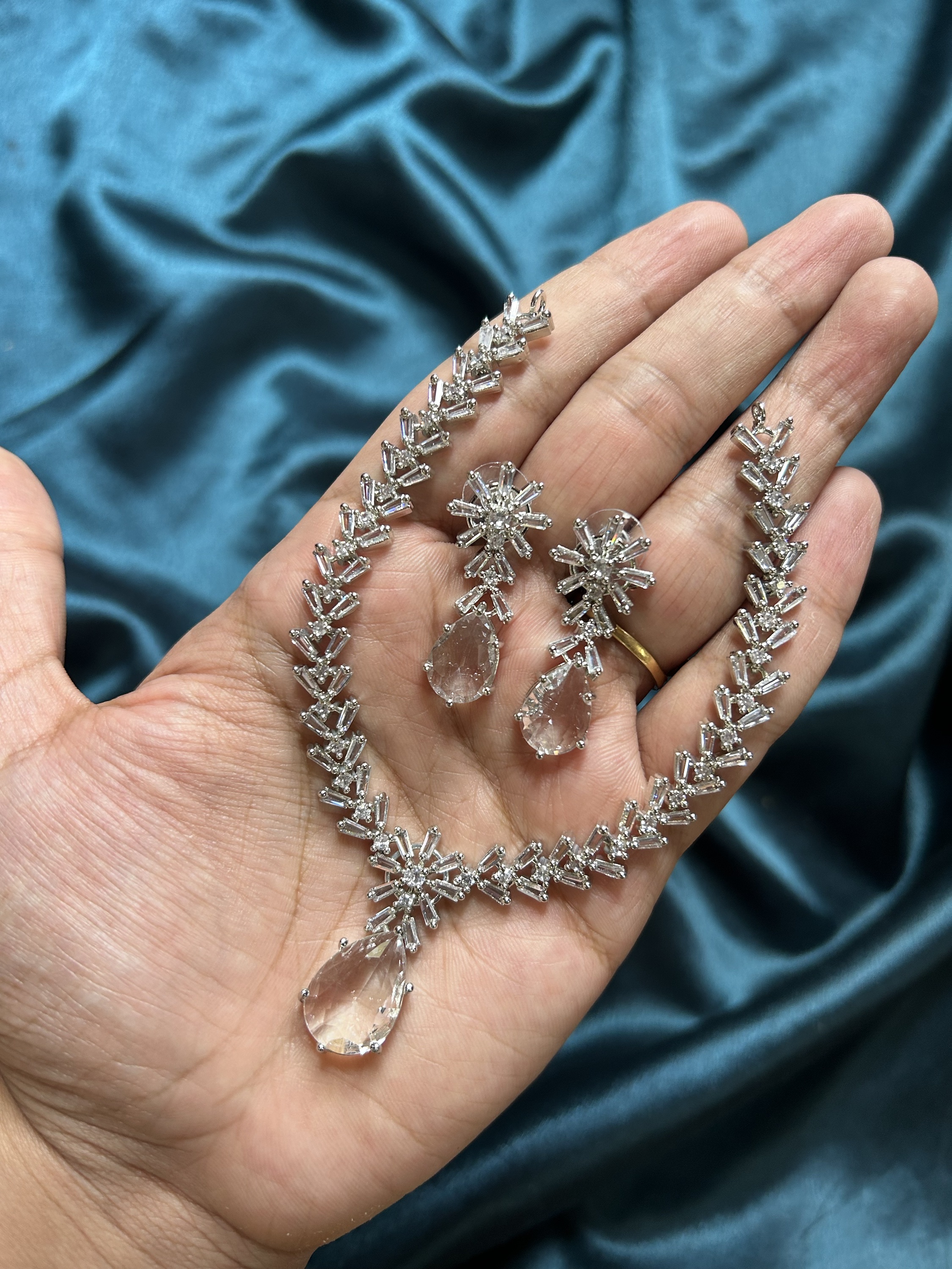 AD Necklace Silver Set