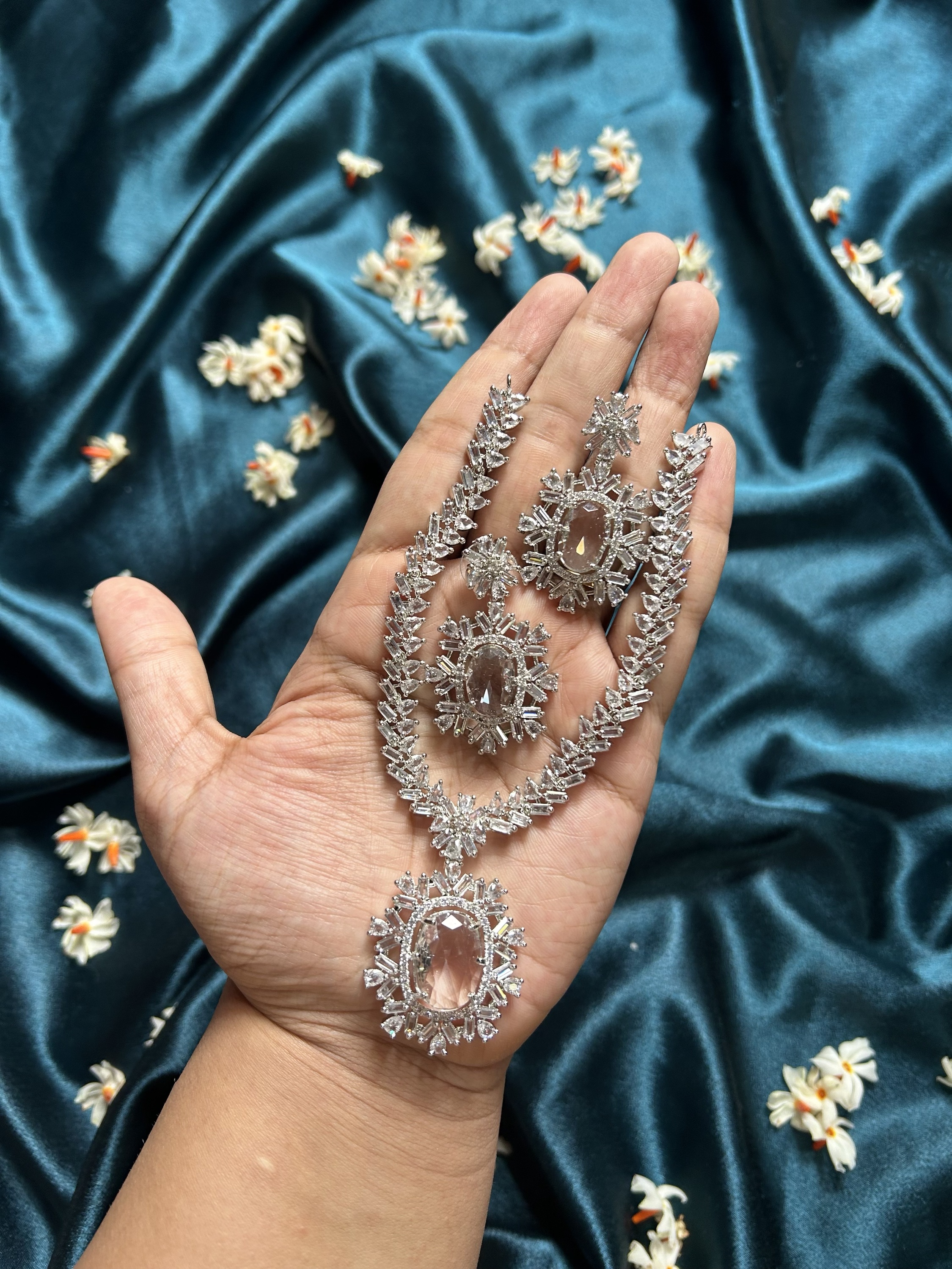 AD Necklace Set - Silver
