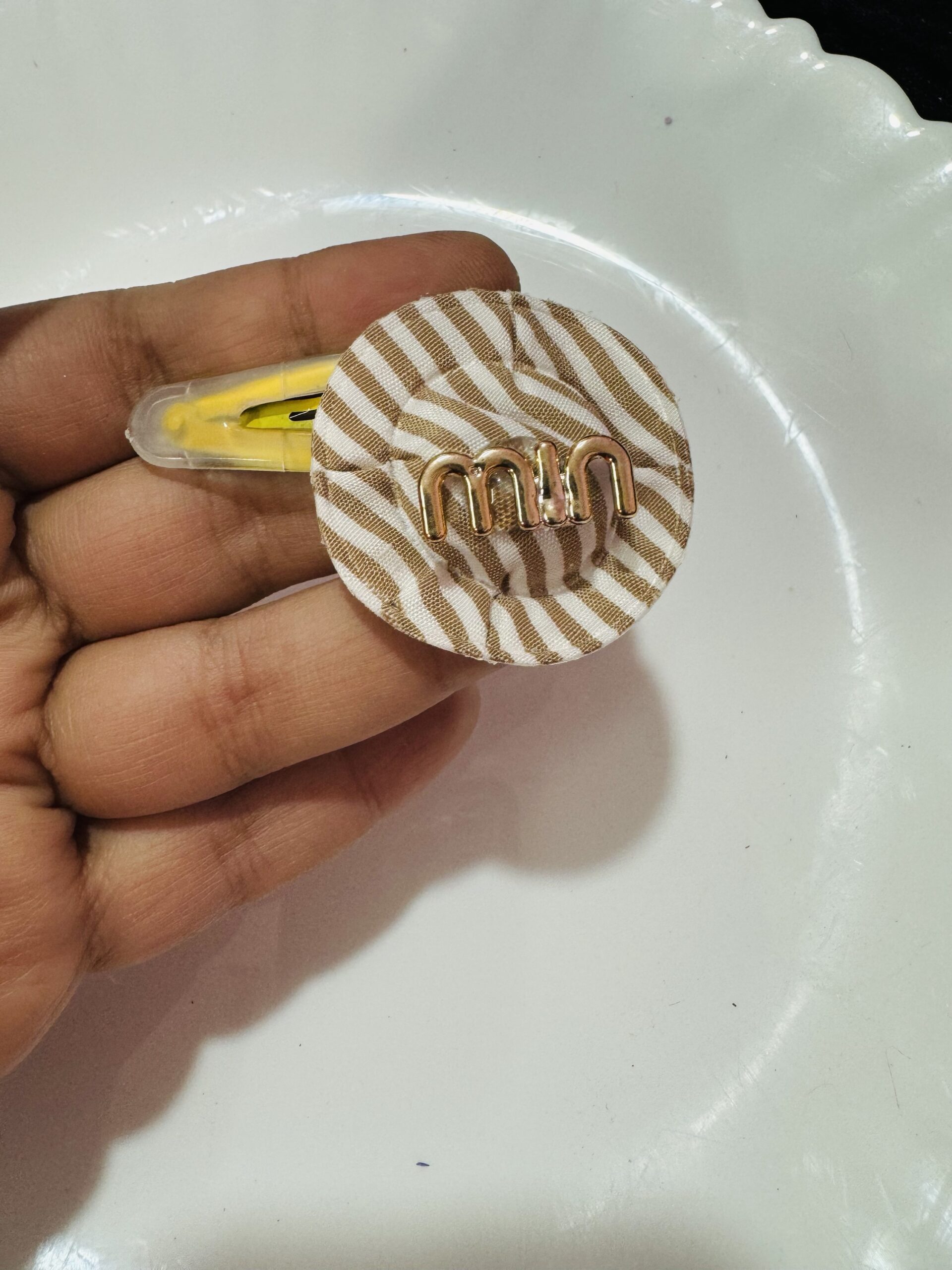 Cap Pin - Brown