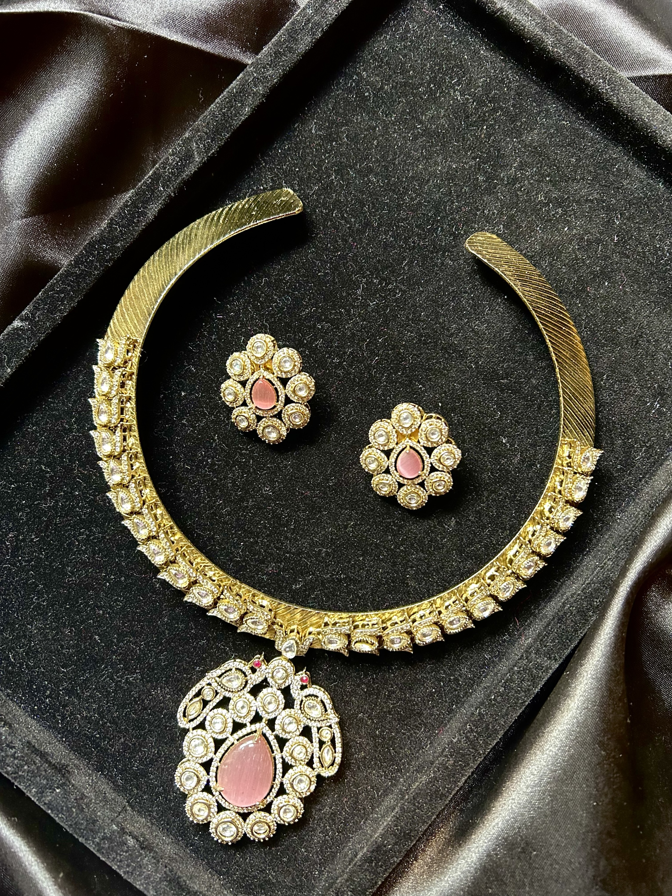 Brass Hasli Polki Kundan With Studs - Pink