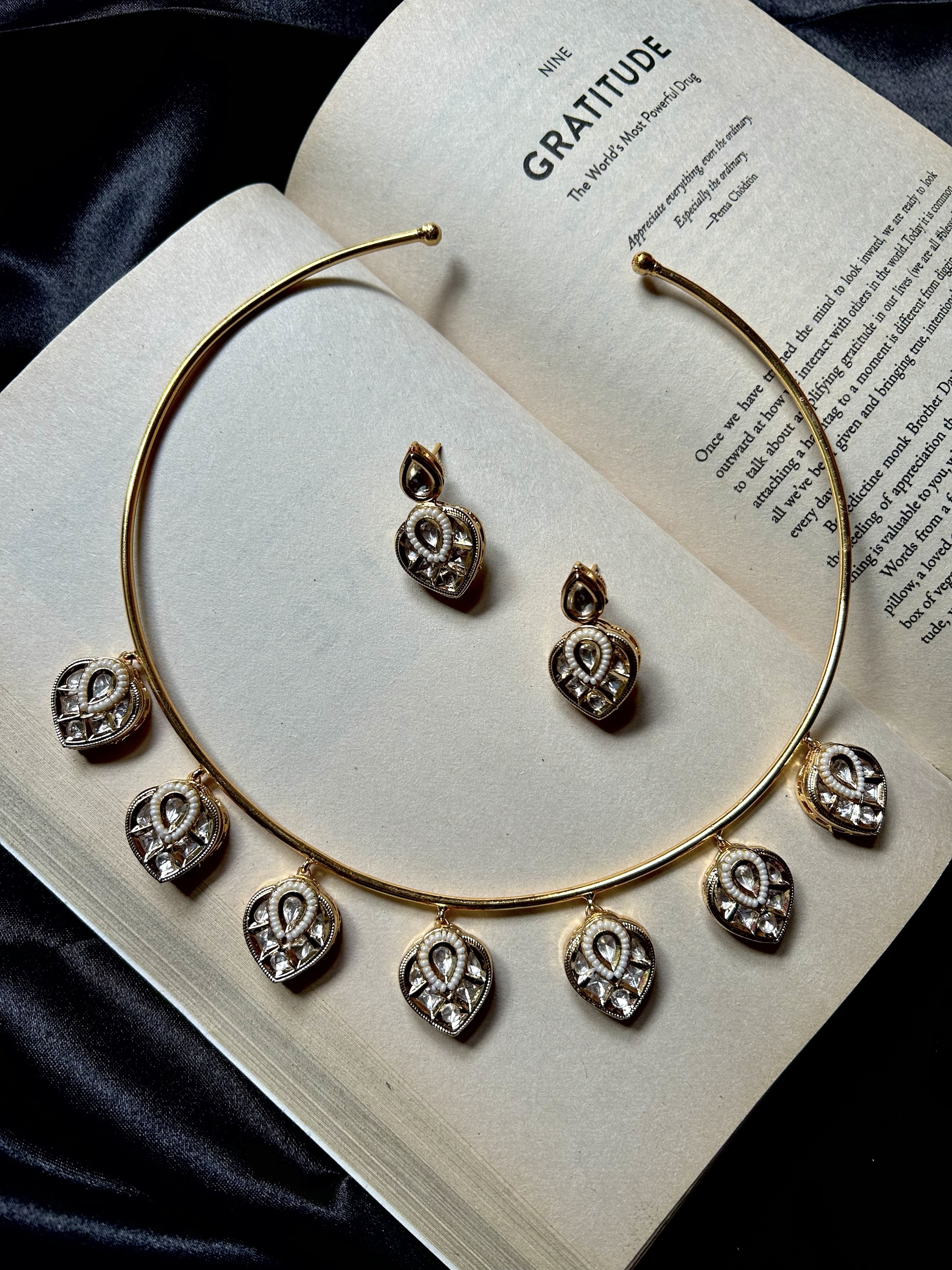 Brass Hasli Leaf Hanging necklace Set With Earrings