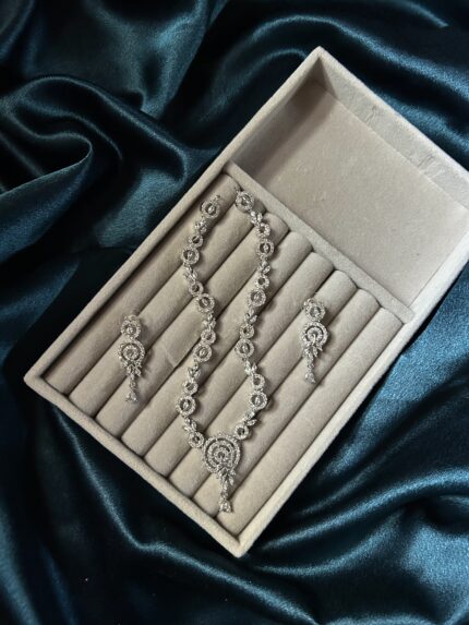 AD Necklace Set Silver