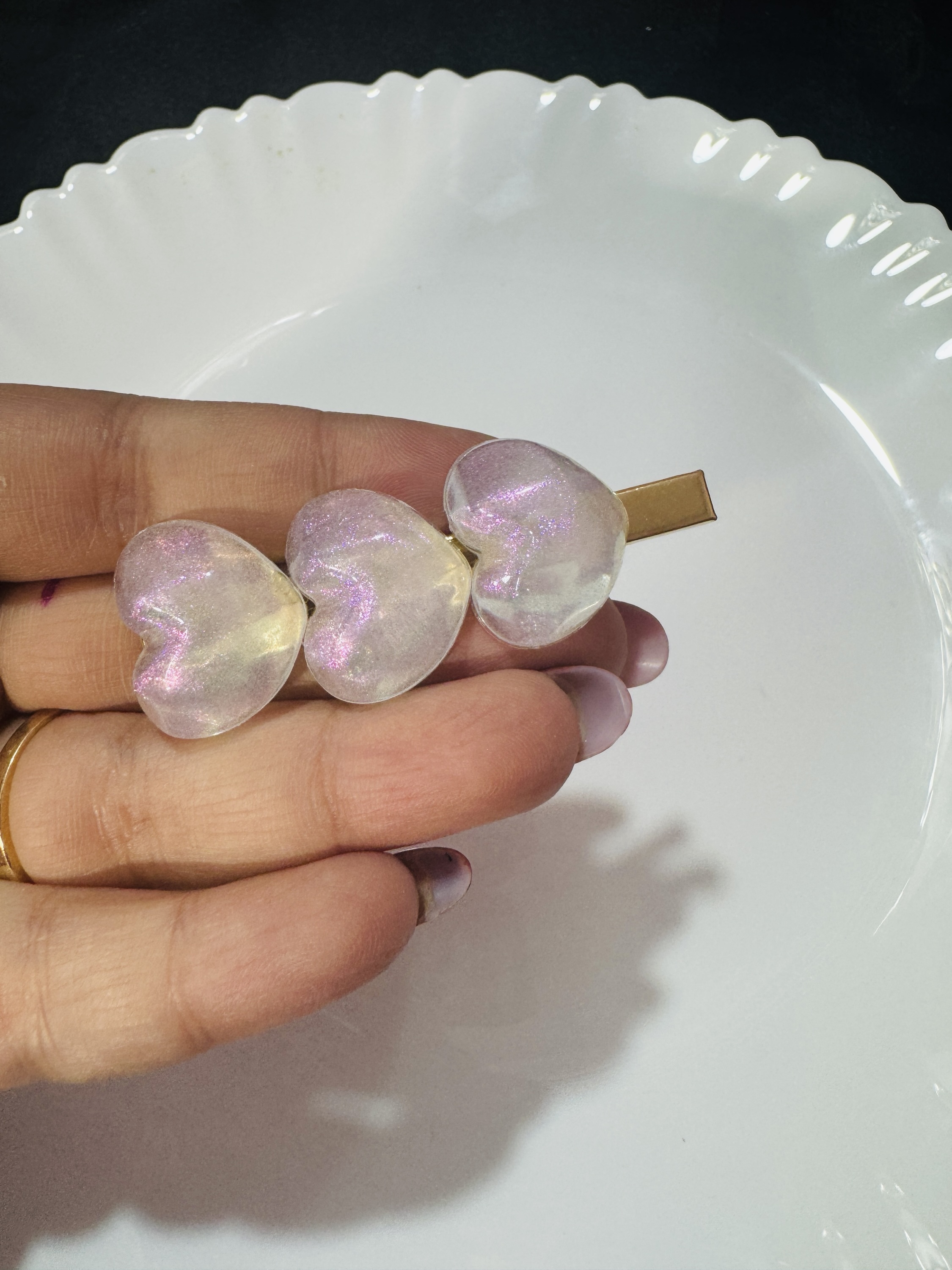 Korean Heart Pin - WHite
