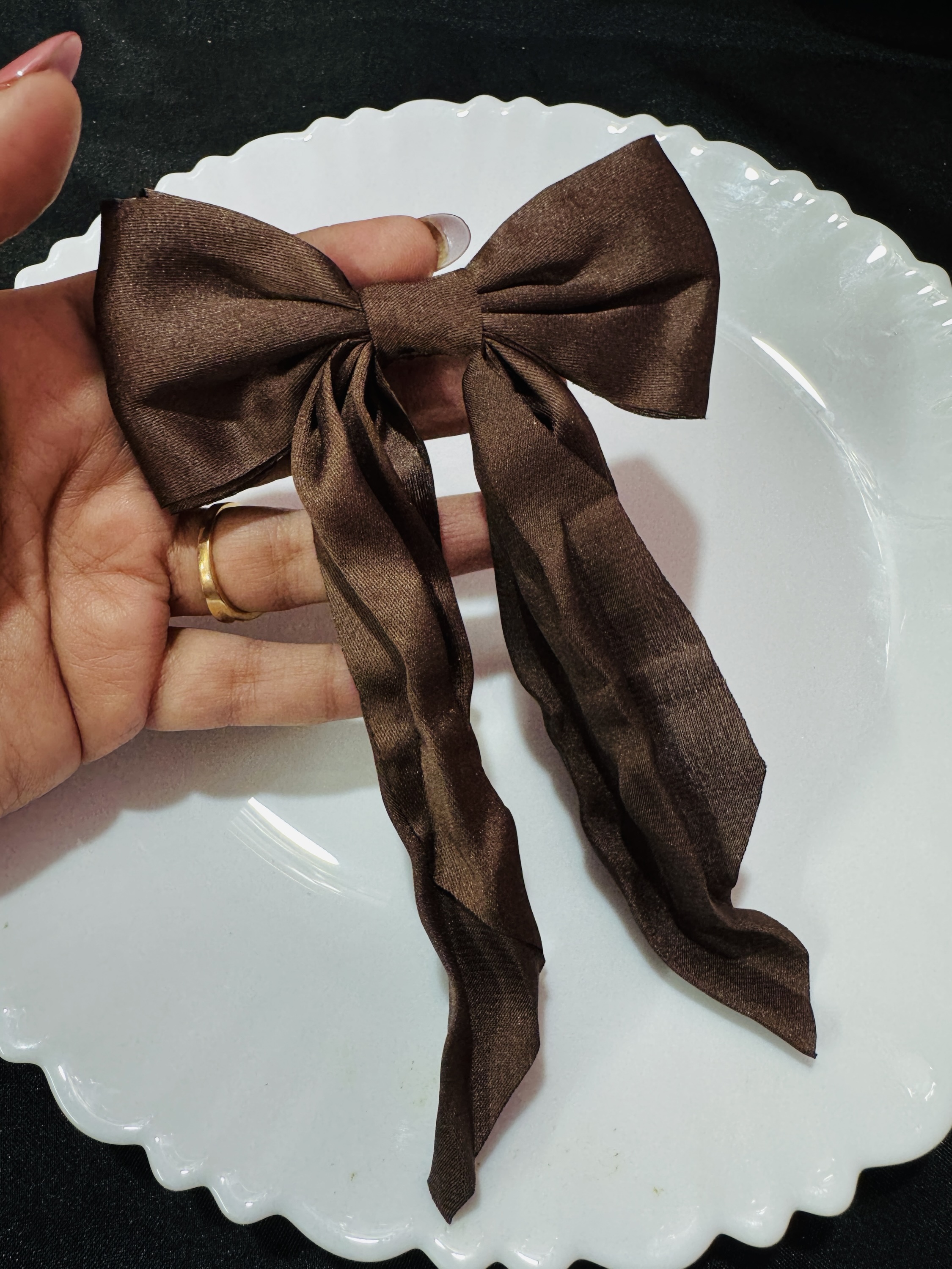 Bow Satin Pin - Brown