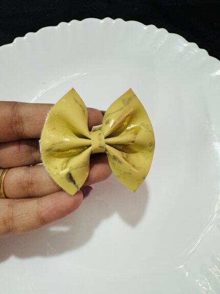 Bow Pin - Yellow