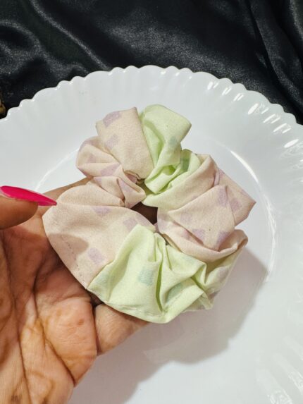 Green Pink Scrunhie