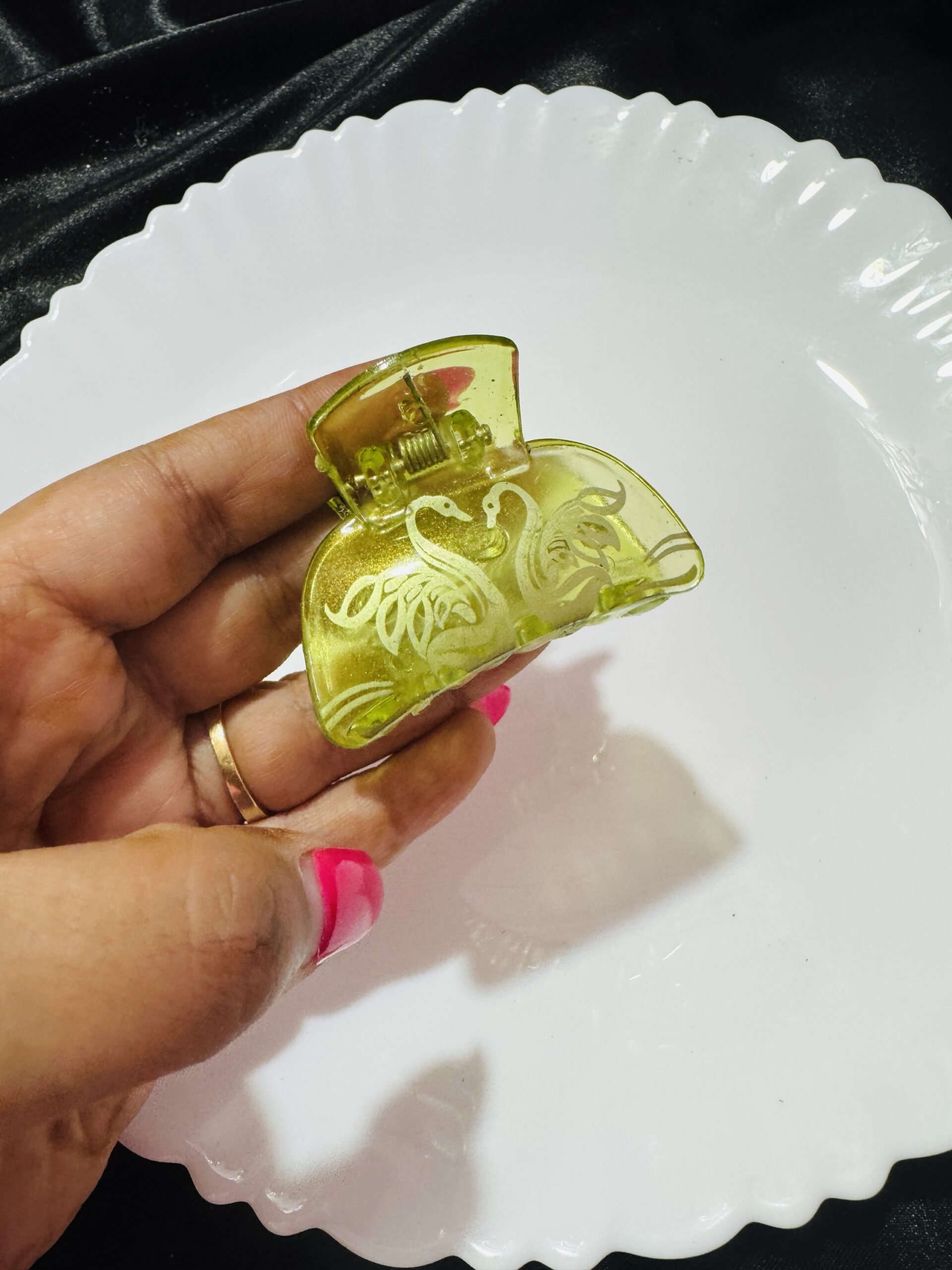 Green Clutchure