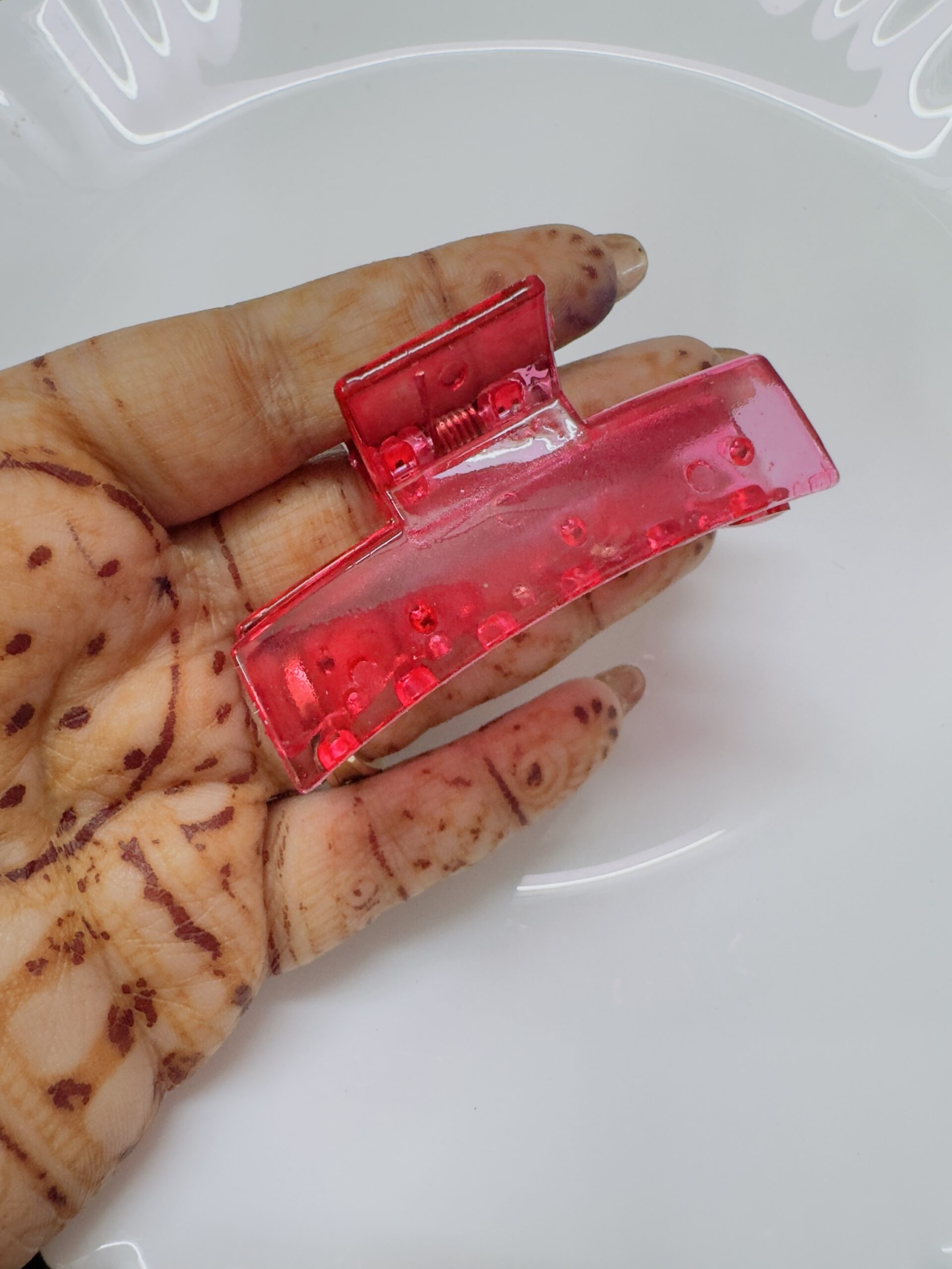 Hot Pink Clutchure