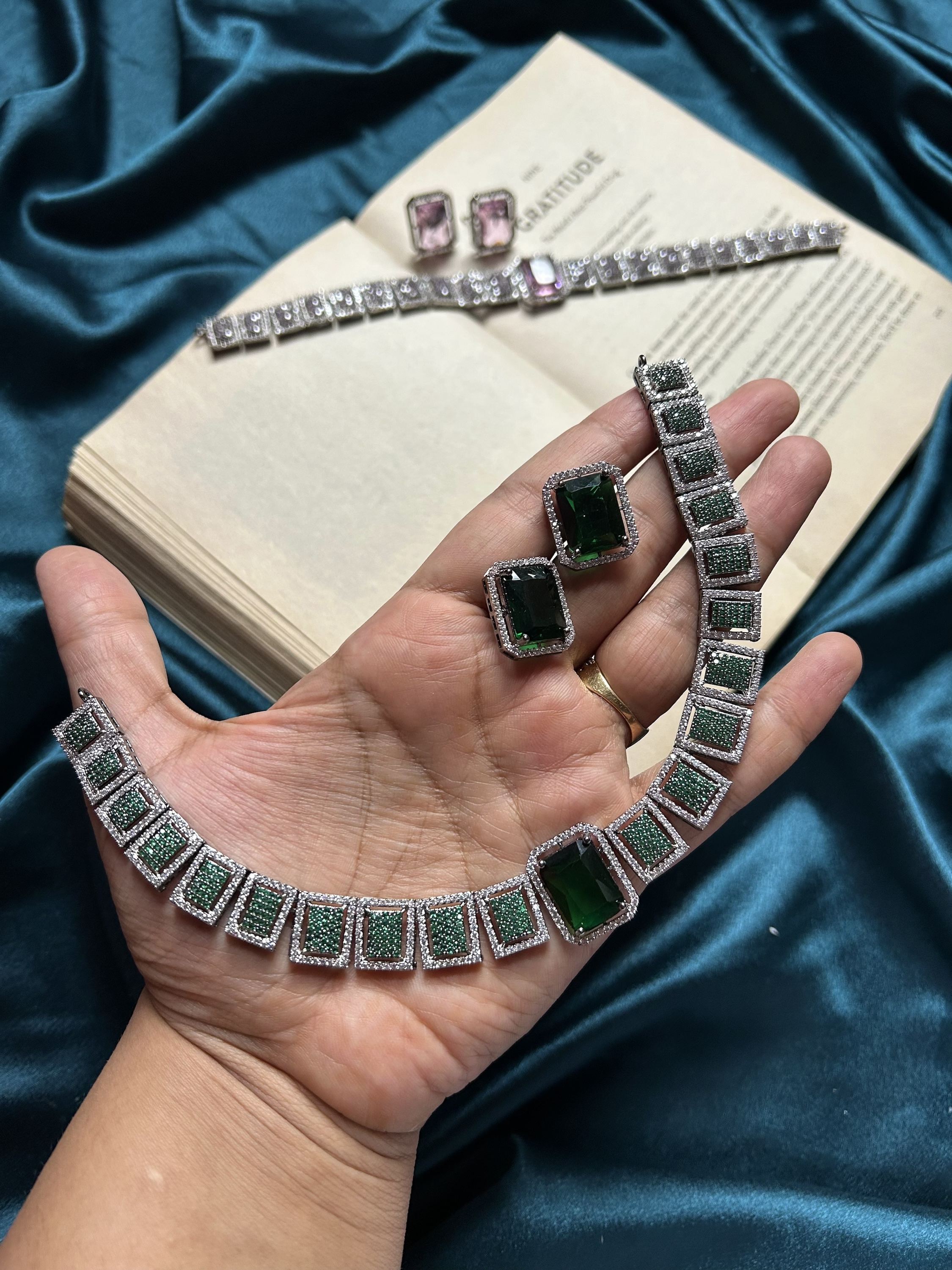 AD Necklace Set - Green