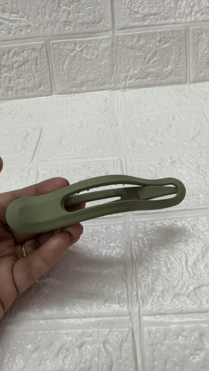 Banana Clip - Olive Green