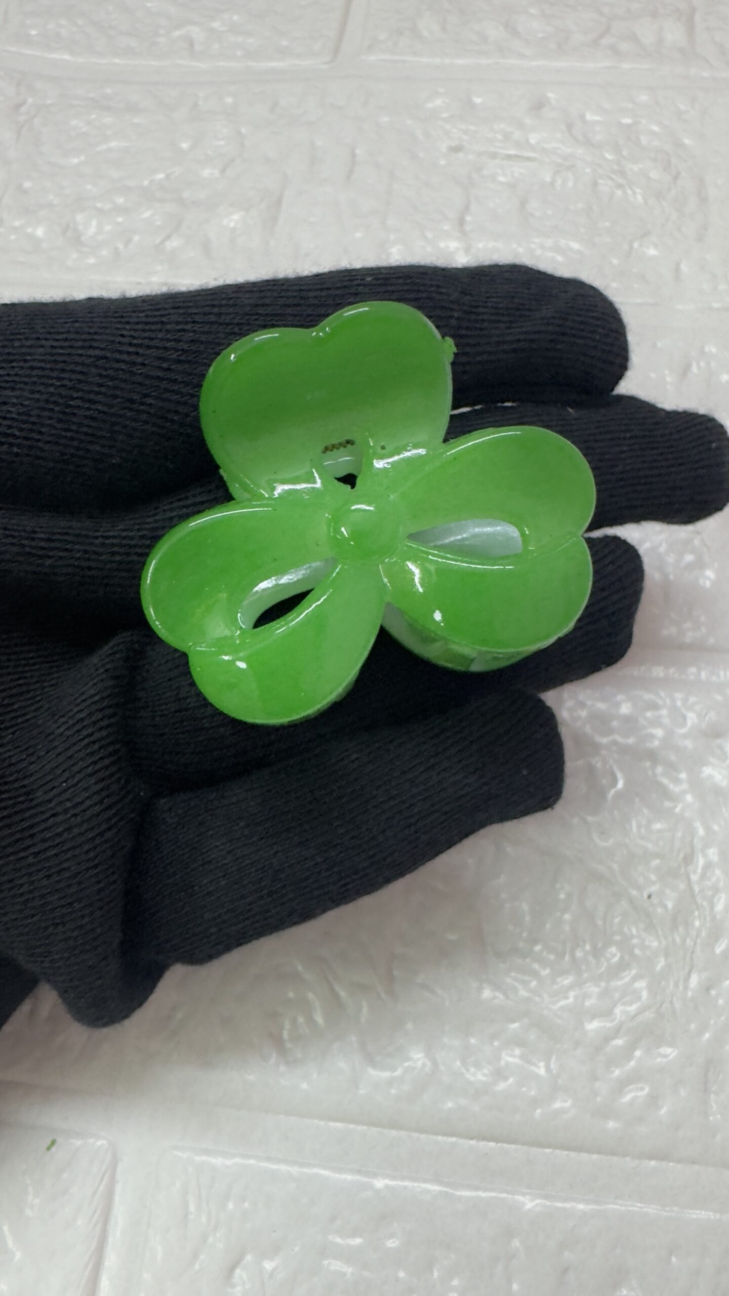 Flower Clutchure - Green