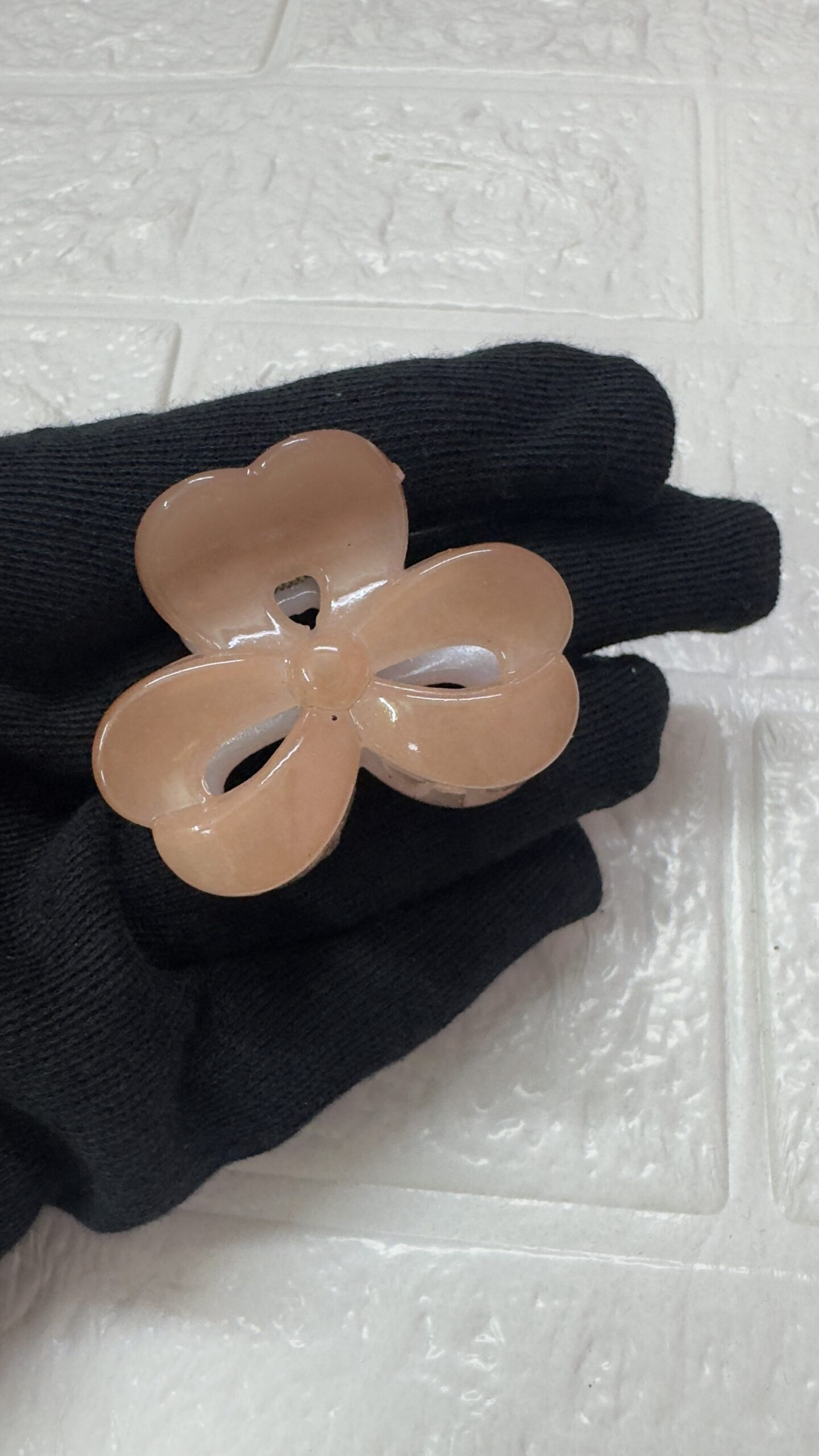 Flower Clutchure - Mauve