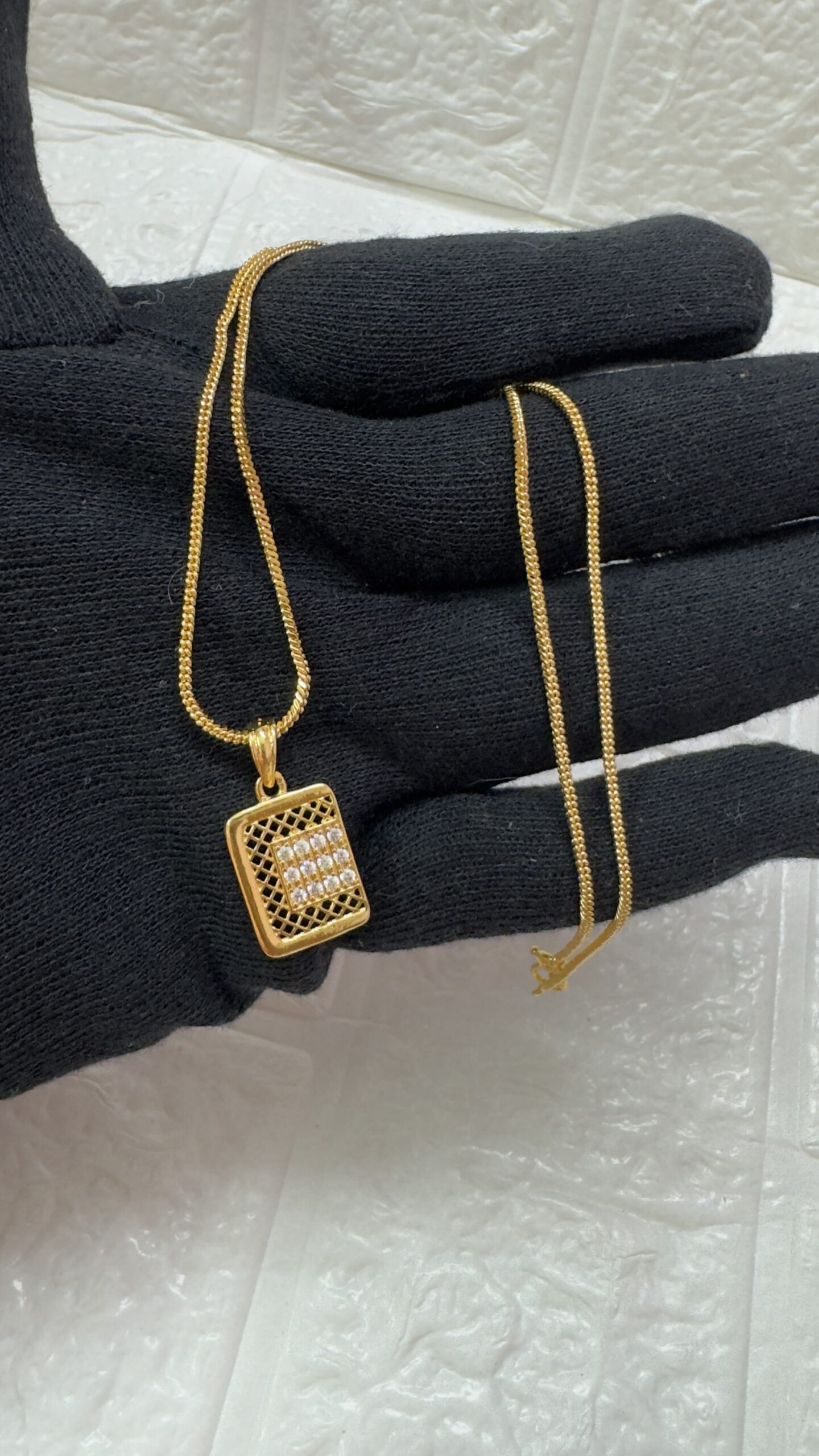 Daily Wear Anti Tarnish Chain Pendant - C31