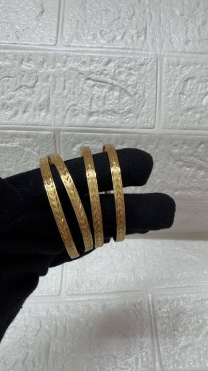 Devi Bangles Set of 4 - D27