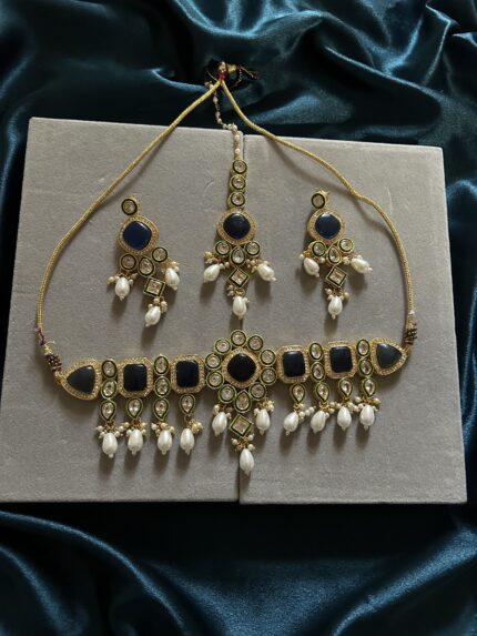 Monalisa Necklace Set With Mangtika - Blue