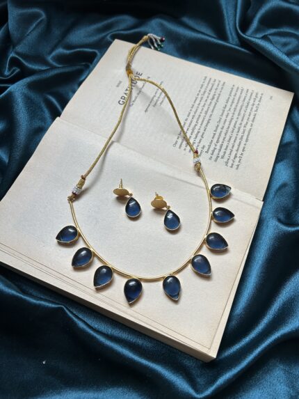 Brass Stone Necklace Set With Earrings - Navy Blue