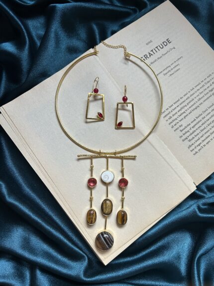 Brass Natural Stone Hasli With Earrings