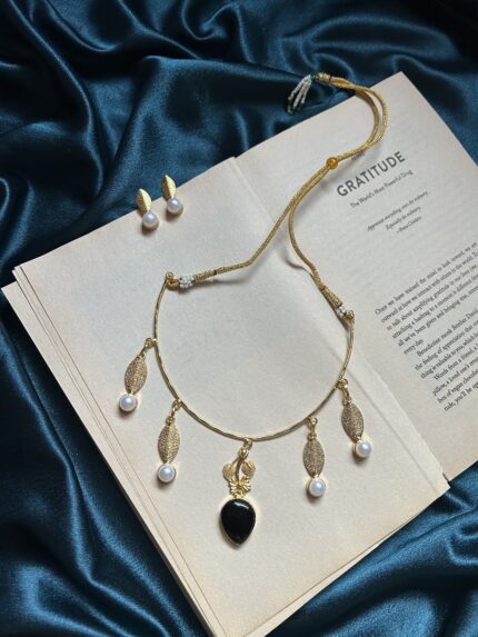 Brass Black Necklace Set With Earrings