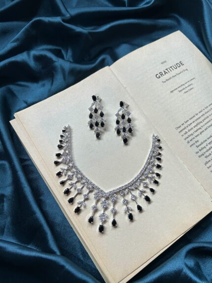 AD Necklace Set - Black