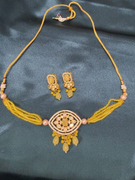 Tyani Kundan Necklace Set With Earrings - Yellow