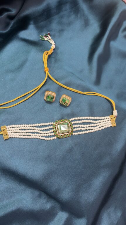 Pearl Choker Set With Studs - Green