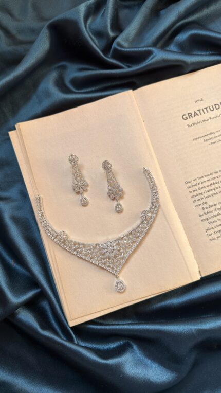AD Necklace Set With earrings - silver