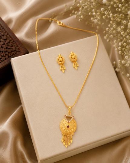 Daily Wear Pendant Set