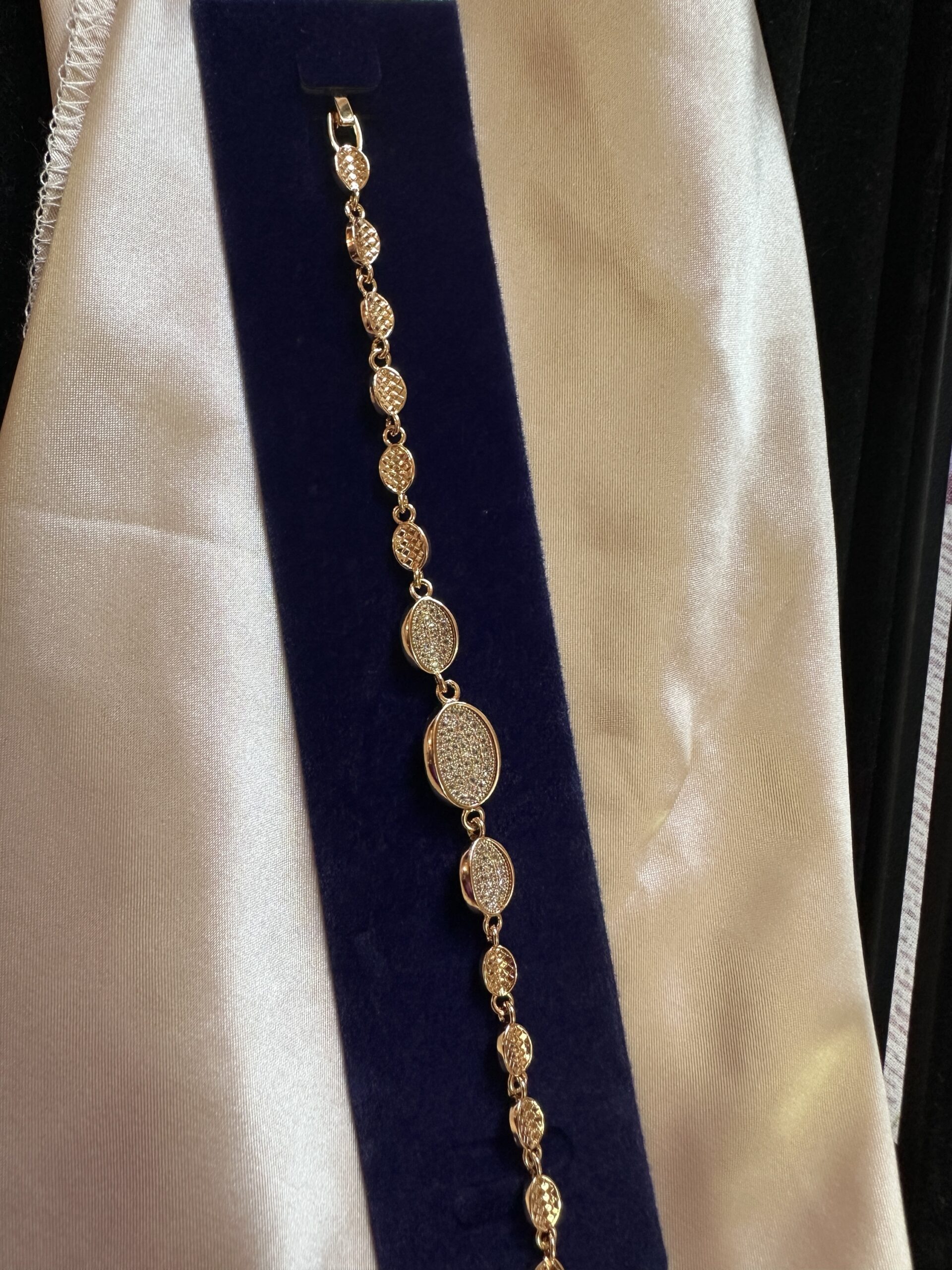 AD Bracelet - Oval